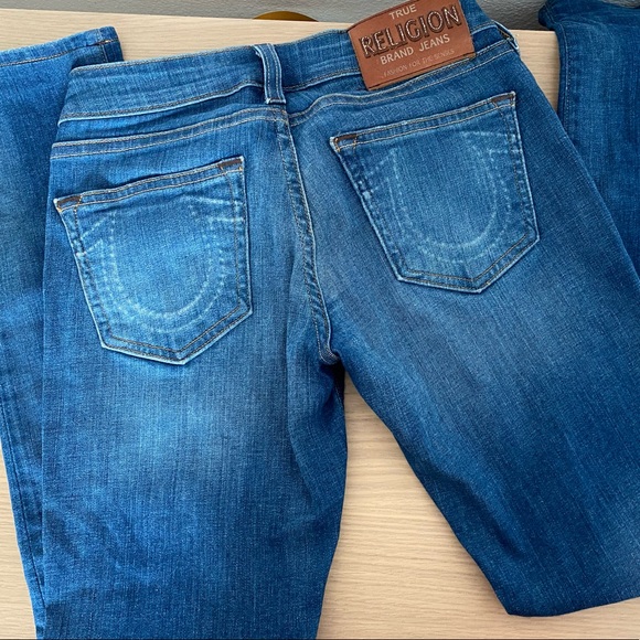 True Religion Medium Wash Jeans - Picture 3 of 9